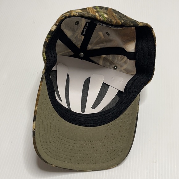 Richardson Men’s Camo Baseball Cap SM-MD Flexfit - Picture 6 of 8